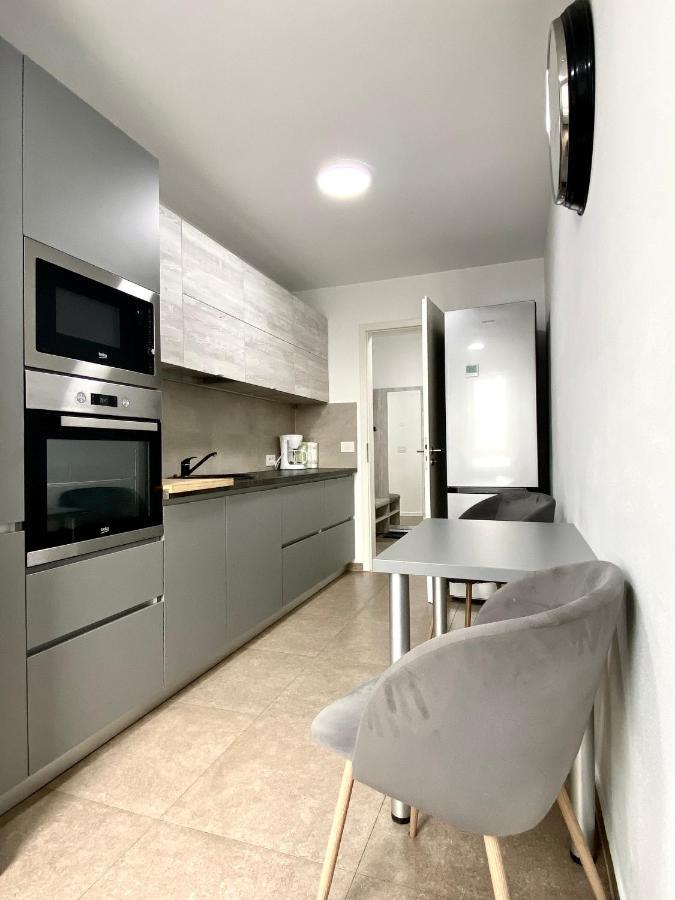 Astoria Apartment - Pet Friendly Braşov Eksteriør billede