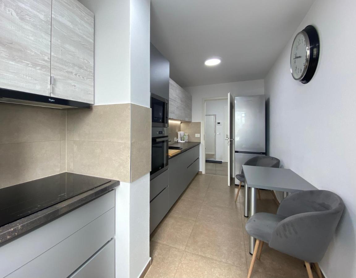 Astoria Apartment - Pet Friendly Braşov Eksteriør billede