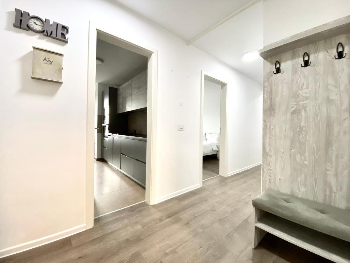 Astoria Apartment - Pet Friendly Braşov Eksteriør billede