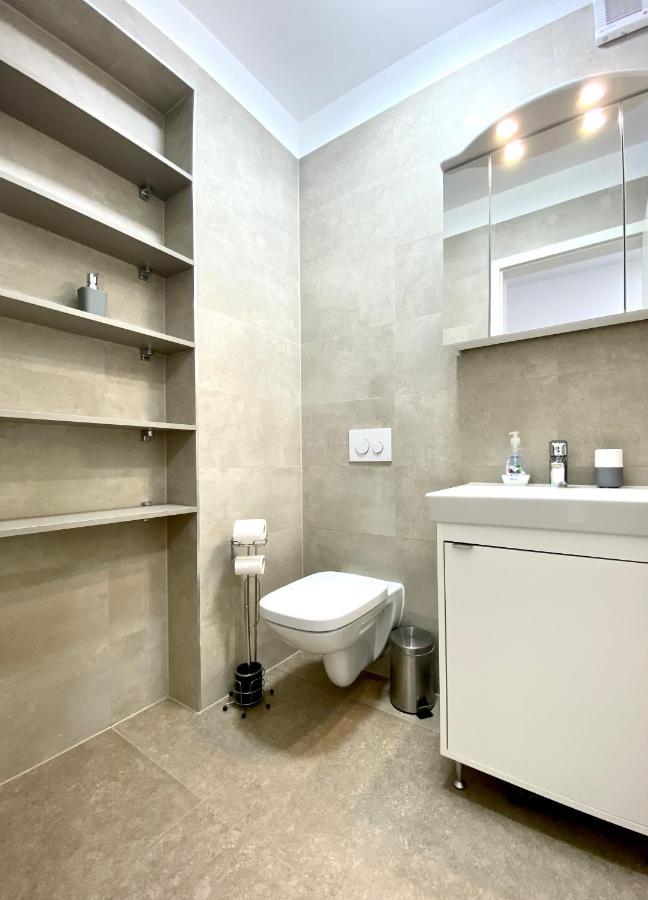 Astoria Apartment - Pet Friendly Braşov Eksteriør billede
